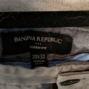 New Banana Republic Factory Aiden Fit 29x32 chinos
